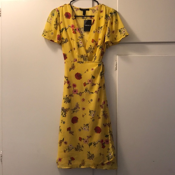 Forever 21 wrap dress - Picture 1 of 4